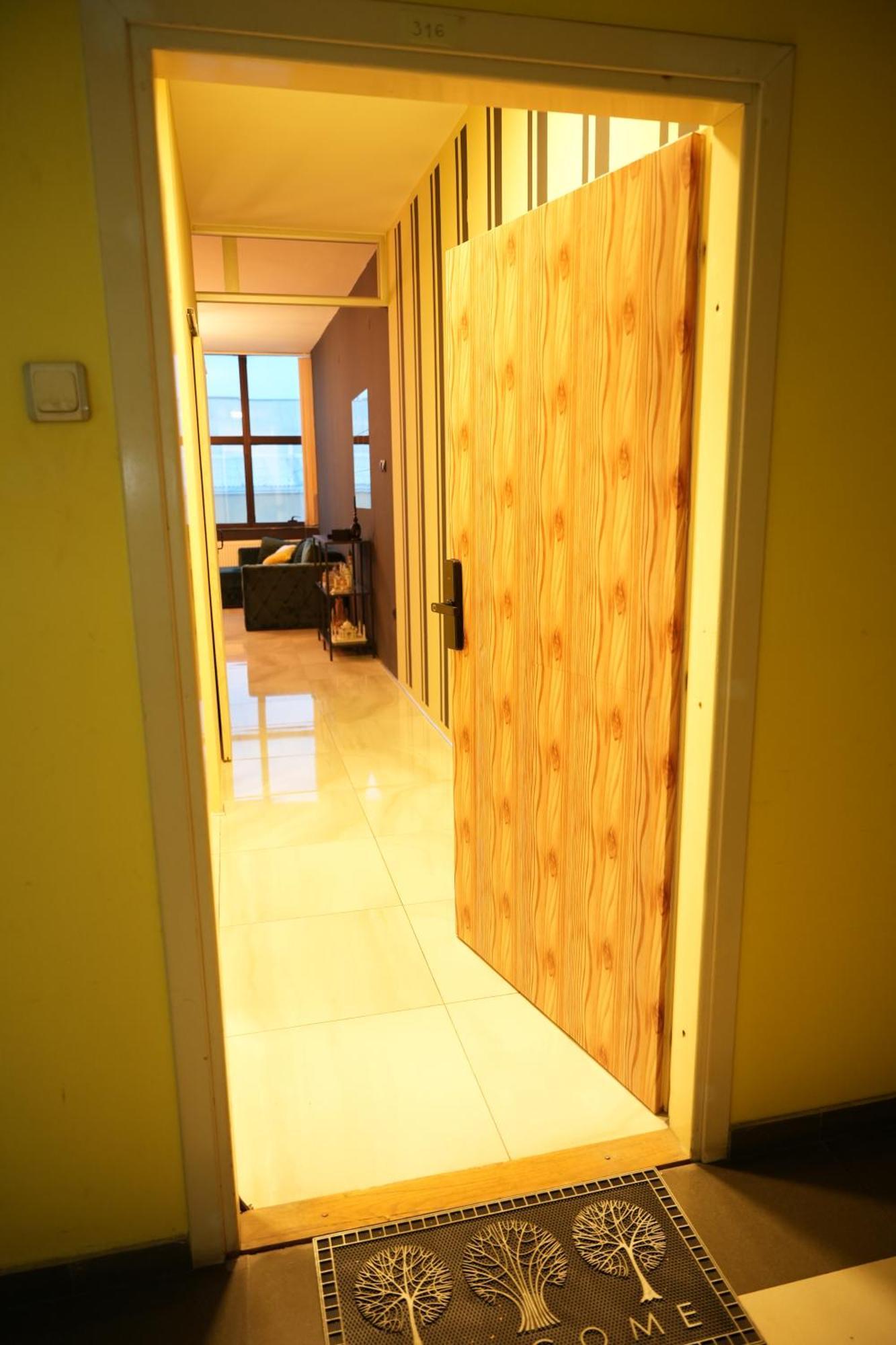 Black Diamond Nis Exterior foto